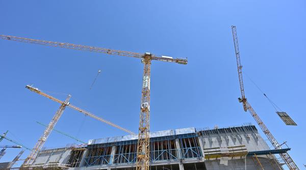 se schimba regulile pentru cei care vor sa isi construiasca o casa sau un garaj la tara dar si pentru dezvoltatorii imobiliari