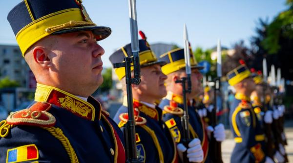 ziua imnului national ceremonii militare in garnizoanele din tara trafic restrictionat pe calea victoriei linia 205 are alt traseu