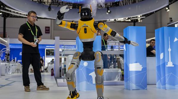 china ameninta sua cu represalii daca nu renunta la decizia de a interzice importurile de roboti umanoizi
