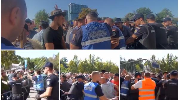 fermierii protesteaza in bucuresti acuza ca sunt in pragul falimentului dupa ce s a interzis exportul de oi si capre