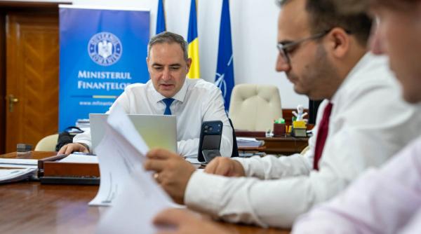 nazare a discutat cu moody s inainte de verdictul fitch discutam la foc continuu romania afla astazi daca intra in junk