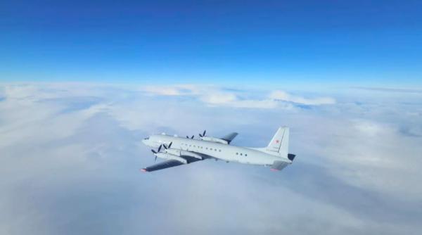 polonia anunta interceptarea unei aeronave rusesti de recunoastere deasupra marii baltice doua avioane f 16 ridicate de la sol