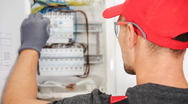 tablouri electrice ghid de alegere pentru o instalatie sigura si bine organizata