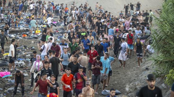 spania acuza raspunsul egoist al statelor ue la valul de migranti care au luat cu asalt ceuta bilantul mortilor a ajuns la 67