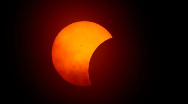 eclipsa de soare partiala in vestul romaniei ce judete sunt in calea eclipsei si ce se va vedea pe 12 august