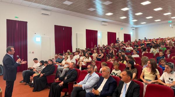 au inceput taberele de vara constient nu dependent peste 1 000 de tineri din maramures invata cum sa se fereasca de droguri