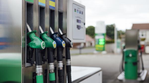 mai multe benzinarii au ramas fara motorina si benzina premium busoi ministerul energiei nu exista risc de penurie de carburanti
