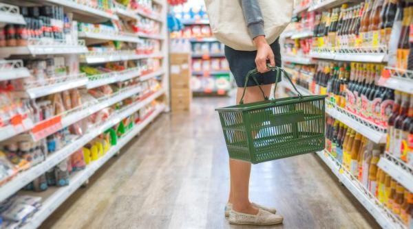 marii retaileri din romania reactioneaza la cererile lui bolojan in criza energetica ce se va intampla in supermarketuri
