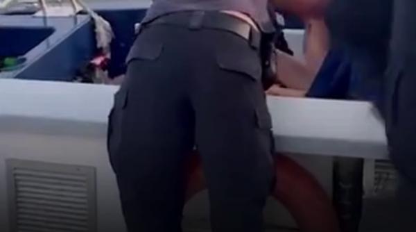 Un sârb a adormit pe colac şi curenţii l-au dus în mijlocul Dunării. Poliţia de Frontieră l-a scos din apă şi l-a predat Serbiei