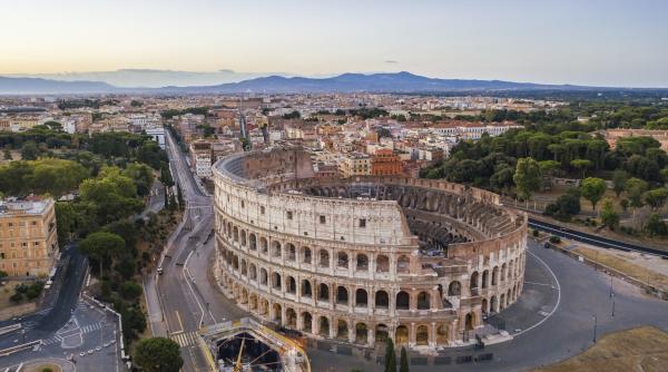 ce mai ascunde pamantul de langa colosseum arheologii au gasit o cladire impresionanta veche de peste 1 800 de ani