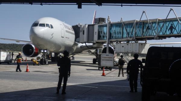 sua au deportat peste 100 de venezueleni pentru prima data de la cutremurele mortale din iunie
