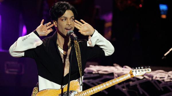 albumul postum al lui prince timeless va fi lansat la sfarsitul lunii august contine zece piese nelansate in timpul vietii sale