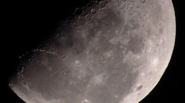 ce au vazut oamenii de stiinta cand racheta lui elon musk s a prabusit pe luna sodiu litiu si un nor gigantic