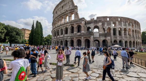 Colosseumul, Pantheonul și Castelul Sforzesco din Milano își prelungesc programul de vizitare până spre miezul nopții.