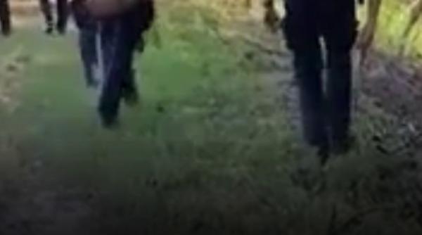 O fetiță de 11 ani din Bacău a dispărut de trei zile. Este căutată de zeci de polițiști, pompieri și jandarmi