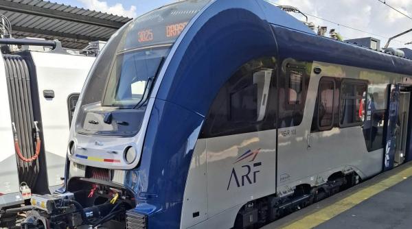 primul tren regional pesa circula pe ruta bucuresti nord brasov miruta mi s a spus ca nu pot fi puse in functiune