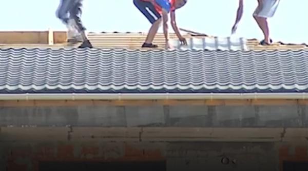 Un moldovean care muncea în Italia doar de o zi a fost lăsat să moară pe şantier de 6 români. Aceștia riscă acum închisoarea