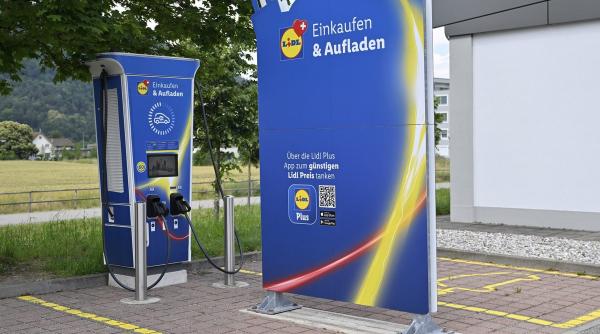 de ce lidl le interzice angajatilor din germania sa mai aleaga masini electrice de serviciu
