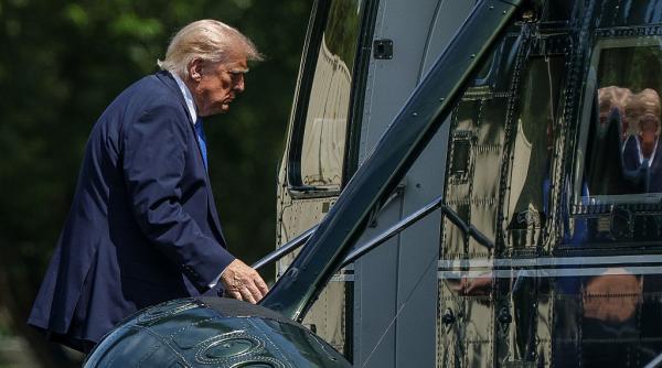 dilema lui trump are doua variante pentru iran si nu stie pe care sa o aleaga un meniu de optiuni proaste