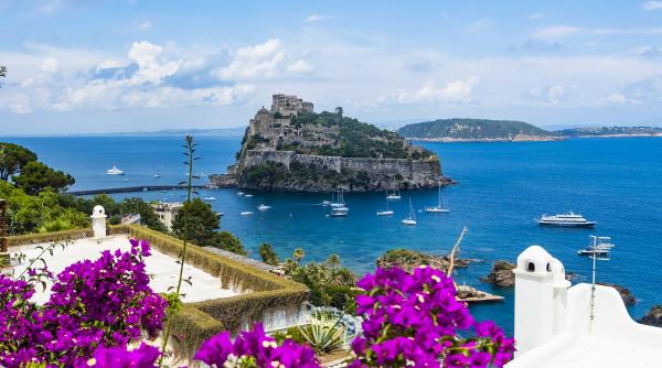 insula superba din italia mai ieftina decat amalfi si considerata a fi cel mai bine pastrat secret al europei
