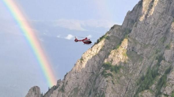 salvamontisti germani recuperati cu elicopterul din bucegi ne au spus ca nu credeau ca e posibil in romania poate doar in elvetia