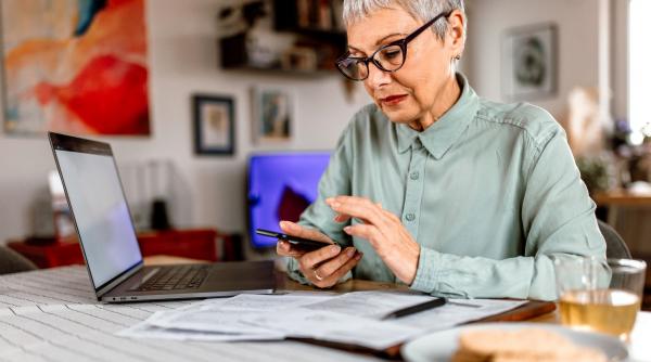 calculator varsta de pensionare aplicatia care iti spune cand poti sa te pensionezi anticipat sau pentru limita de varsta