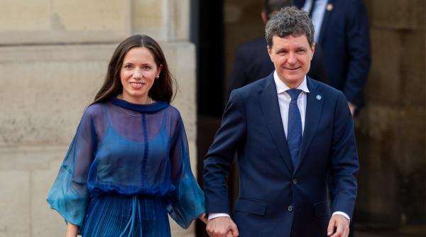 surse nicusor dan a atacat legea ani la ccr sesizarea presedintelui vizeaza amendamentul aur referitor la averile partenerelor