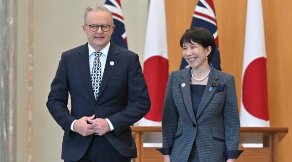 a adus doi si erau superbi scandal urias dupa o gluma sexista facuta de premierul australian la adresa omologului din japonia