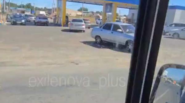 orasul in care putin are un palat a ramas fara benzina rusilor li se cere sa mearga pe jos