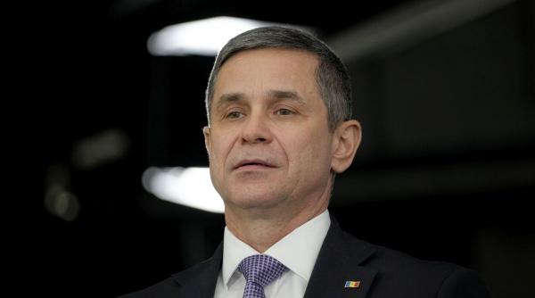 ministrul apararii din moldova a refuzat sa raspunda la o intrebare in limba rusa nu va inteleg a raspuns la intrebarea in romana