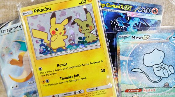 jaf de 80 000 de euro in franta patru barbati mascati au furat sute de cartonase de colectie pokemon dintr un magazin de specialitate