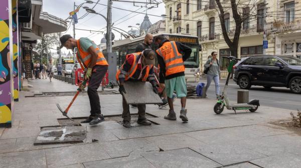 a inceput reparatia trotuarelor pe bd regina elisabeta ciucu pavajul a fost pus prost cand il vad faramitat mi se pune pe suflet