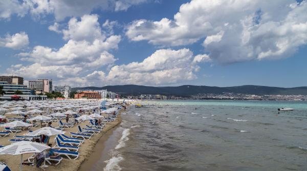 experienta socanta a unor romani plecati in vacanta in bulgaria ne au dat afara din hotel am plecat cu copiii noaptea