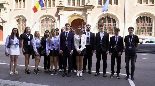 diplomatie leadership si experiente europene 16 tineri din clt alexandria au descoperit europa in cadrul programului l o c a l eu
