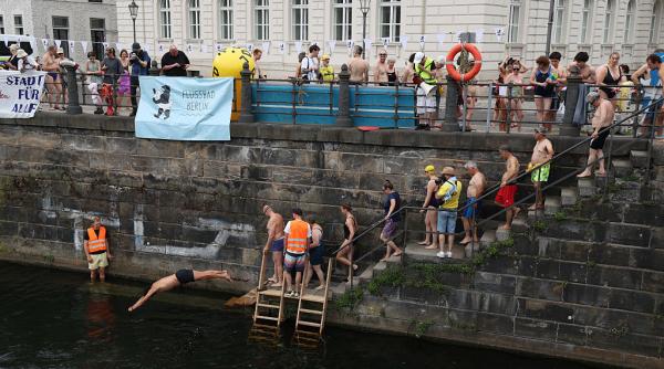 la basel se inoata in fluviu in germania risti o amenda uriasa daca faci asta in dunare de ce e interzis scaldatul in rauri