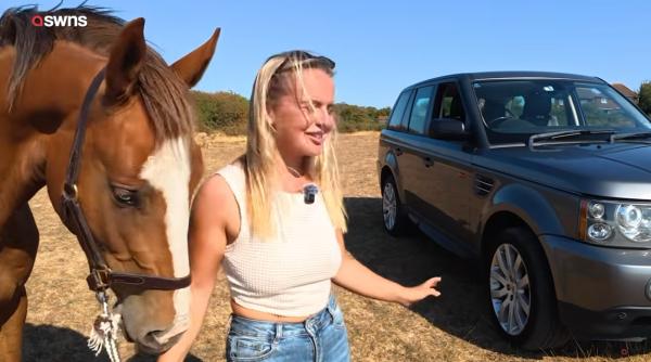 o femeie care voia sa si schimbe calul pe o masina a primit gratuit un range rover povestea ei a ajuns virala