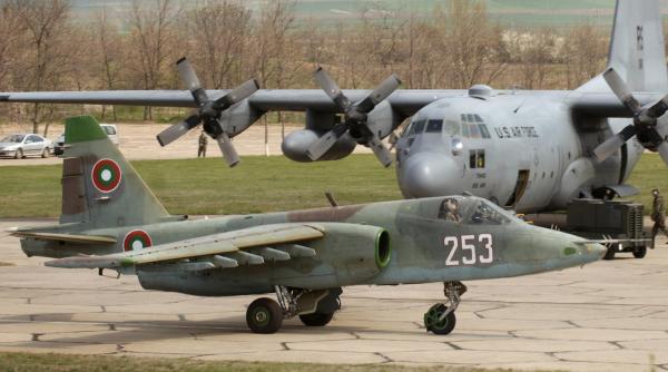 sua si au retras cele doua avioane militare din bulgaria dupa amenintarile iranului anuntul sofiei despre riscul unui atac