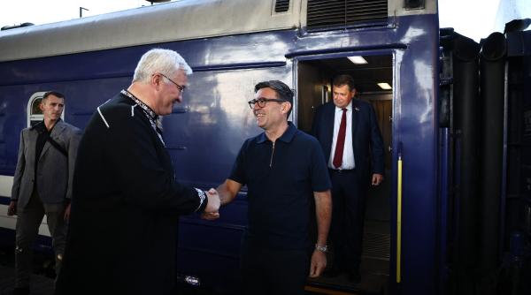 andy burnham a ajuns la kiev va da ucrainei planurile tehnice pentru constructia de rachete cu raza lunga de actiune