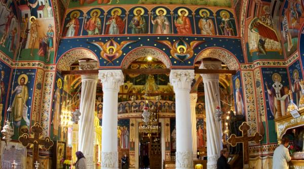 moastele sfintei ana bunica lui iisus vor fi aduse pentru prima data in romania vor fi depuse la o biserica din bucuresti
