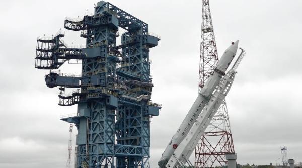 ucrainenii au atacat pentru prima data cosmodromul plesetk in arhangelsk la 1900 km de granita a fost tintit starlink ul lui putin