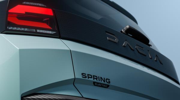 dacia spring laudata de top gear e una dintre cele mai bune masini de oras cum reuseste sa faca din zgarcenie ceva ce pare cool