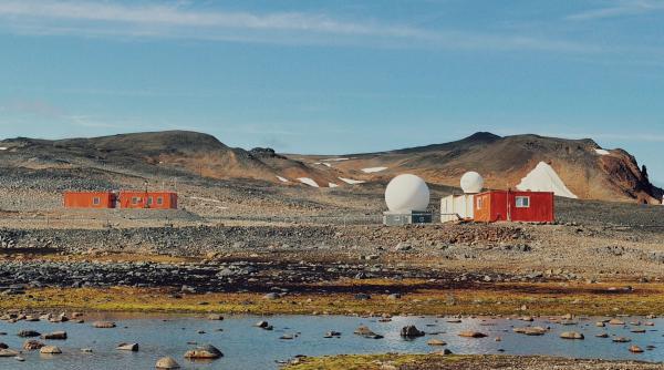 sase cercetatori romani pleaca la roice 2027 a sasea expeditie romaneasca in antarctica