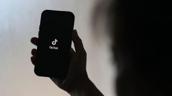 tiktok a fost amendat cu 25 de milioane de euro in brazilia pentru utilizarea abuziva a datelor copiilor
