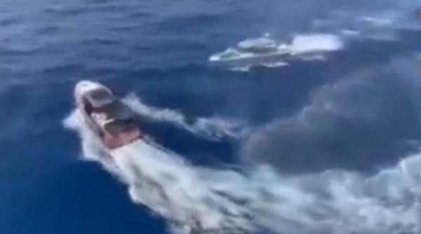 Un român, arestat în Spania după ce ar fi furat un iaht de peste 1 milion de euro. Imagini spectaculoase de la urmărirea pe mare