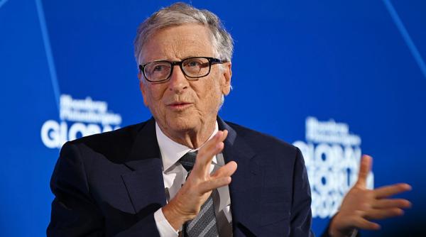 apel fara precedent al lui bill gates cere joburi rezervate pentru oameni in fata tavalugului ai precum rezervatiile naturale