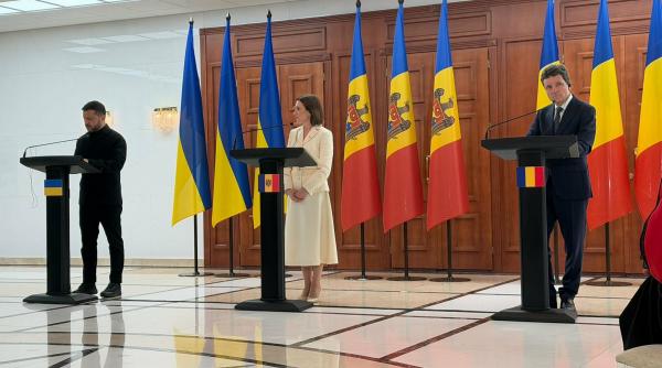 nicusor dan a fost primit de maia sandu la chisinau de ziua independentei moldovei la festivitati participa si volodimir zelenski