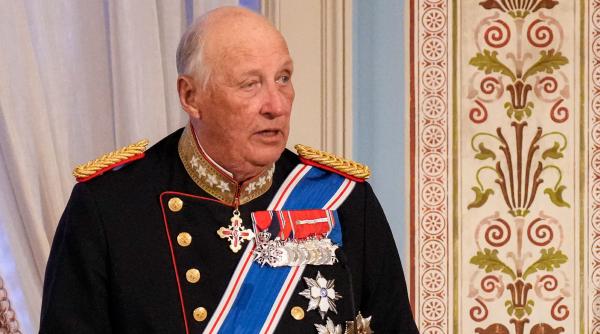 regele harald al norvegiei este in stare foarte grava regina si printul mostenitor si au anulat toate evenimentele