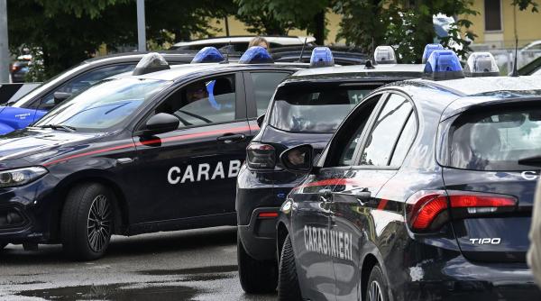 Un profesor italian cu o moștenire de un milion de euro a fost victima unui cuplu de români. Cum i-au luat 100.000 de euro