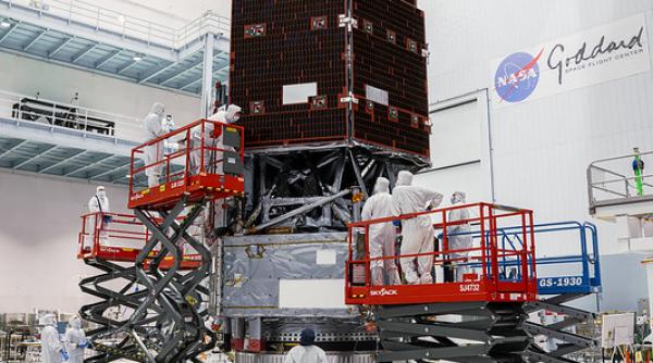 oglinda unui satelit spion anulat va ajuta nasa sa descopere peste 100 000 de planete si sa studieze energia intunecata
