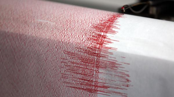 inca doua cutremure luni seara in romania seismul care s a produs dimineata a avut 3 4 grade pe scara richter